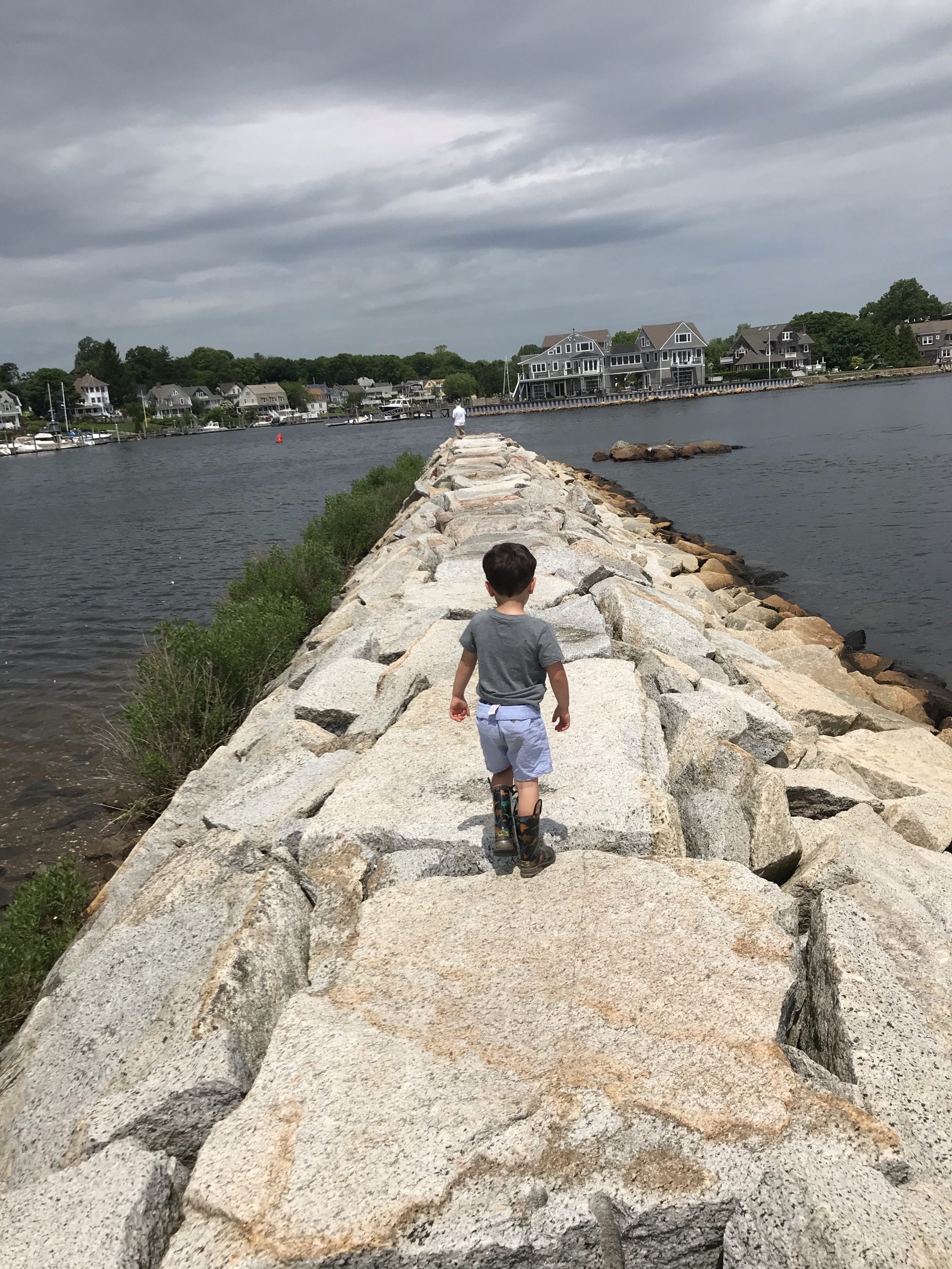 Salter Grove Memorial Park in Warwick, RI gorgeous ocean view great for kids and the whole family 